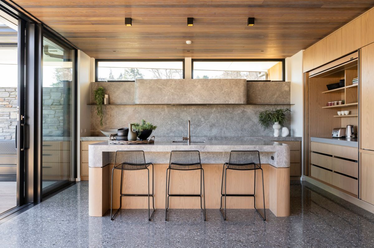 Como Charcoal Sculptural Kitchen