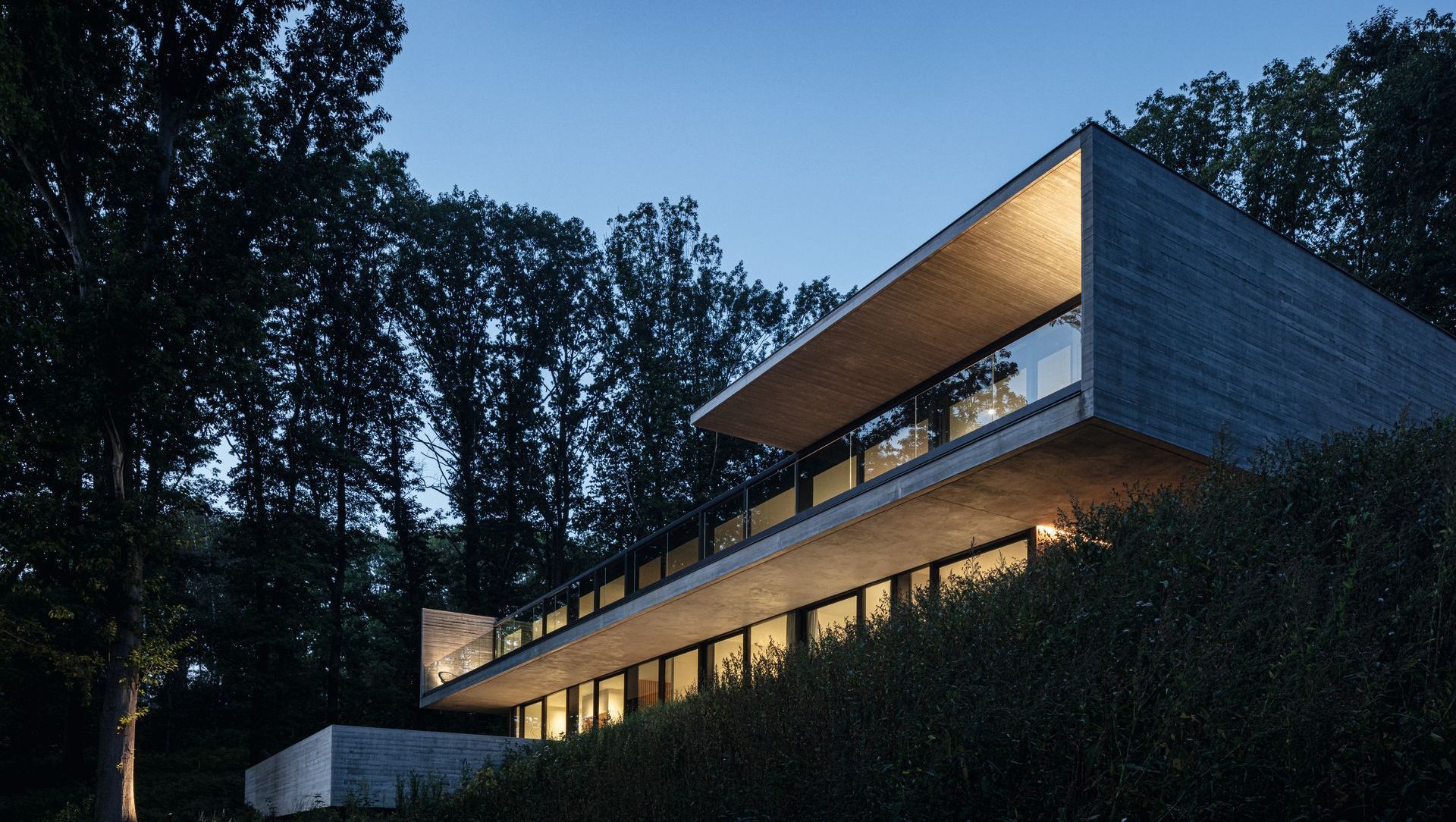 Private Residence (BE) banner