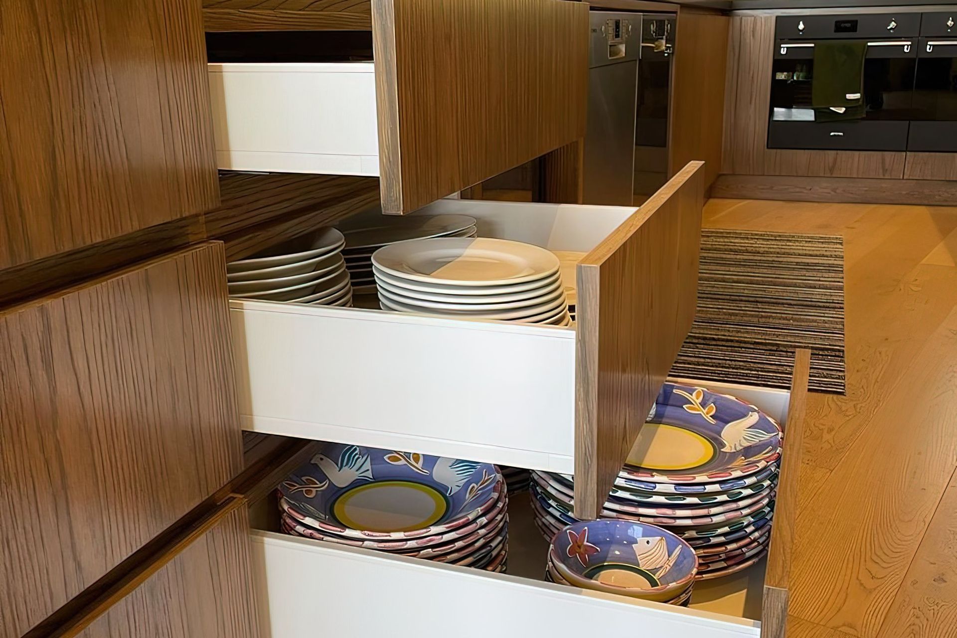 Photography: Classic Cabinets