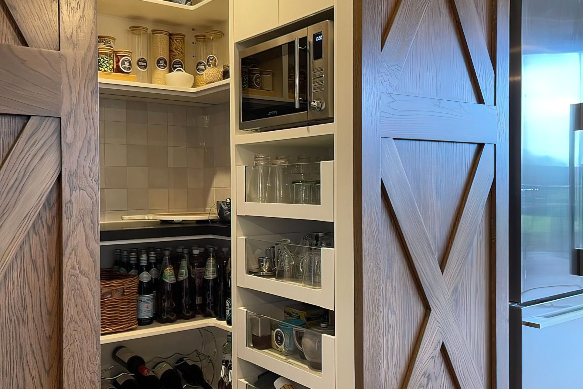 Photography: Classic Cabinets