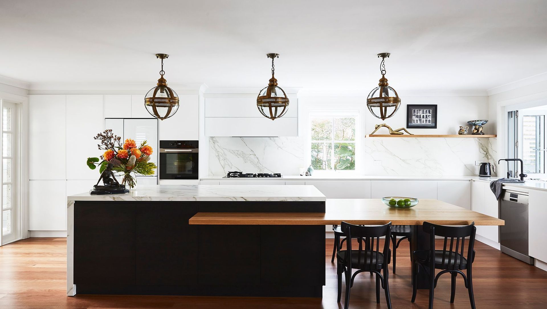 Kitchen fit for an artist banner