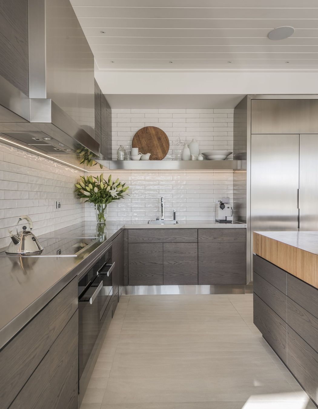 Bestwood Veneer, American White Oak Crown Cut. Designed by Davinia Sutton, Details by Davinia.