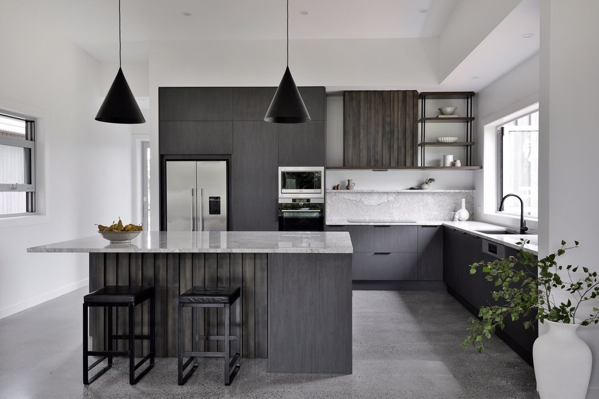 Bestwood Melamine, Patina / Carbon in Timberland Finish. Design by Michael Murray, Kitchen Inspirations