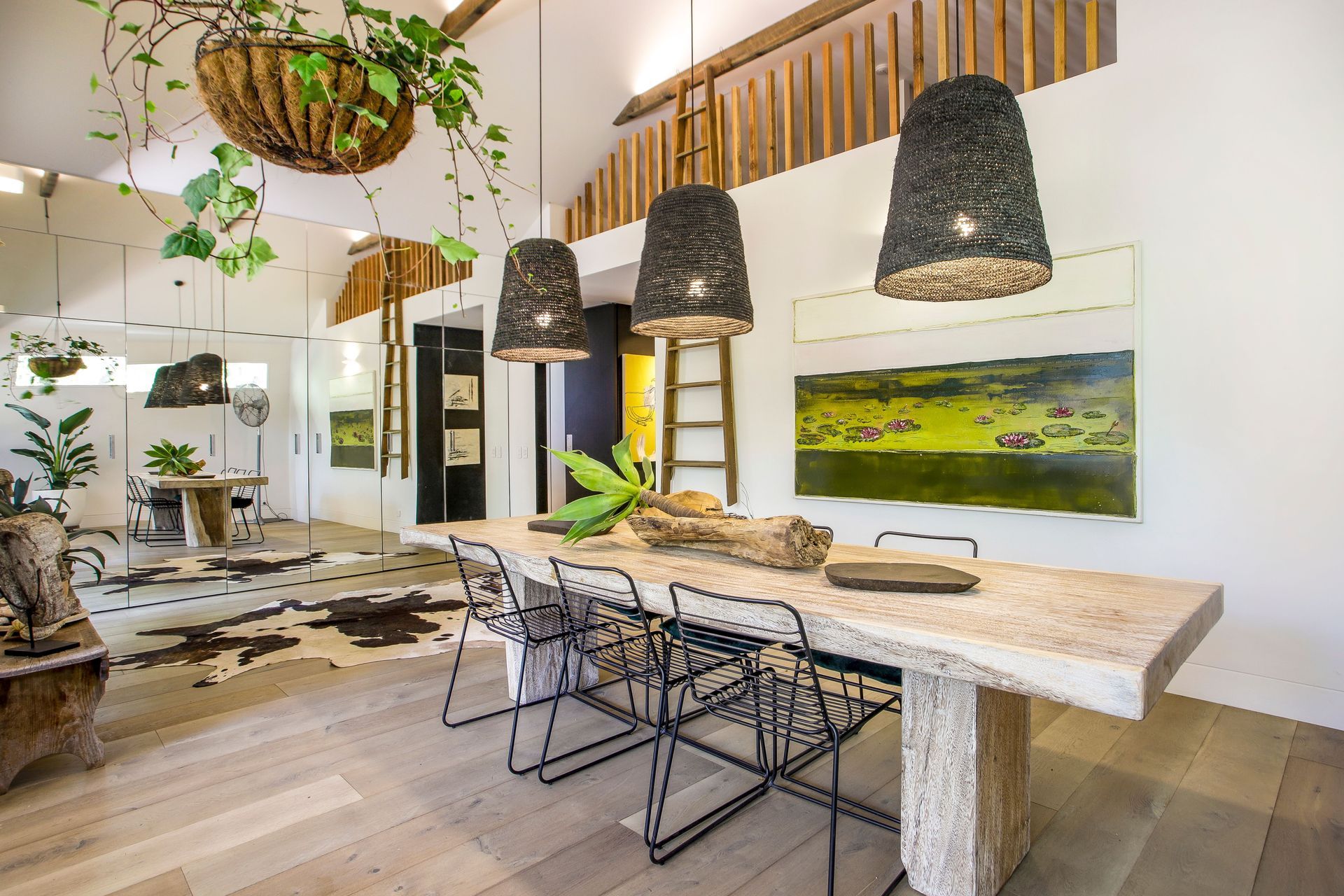 Bimbimbi House, Avalon