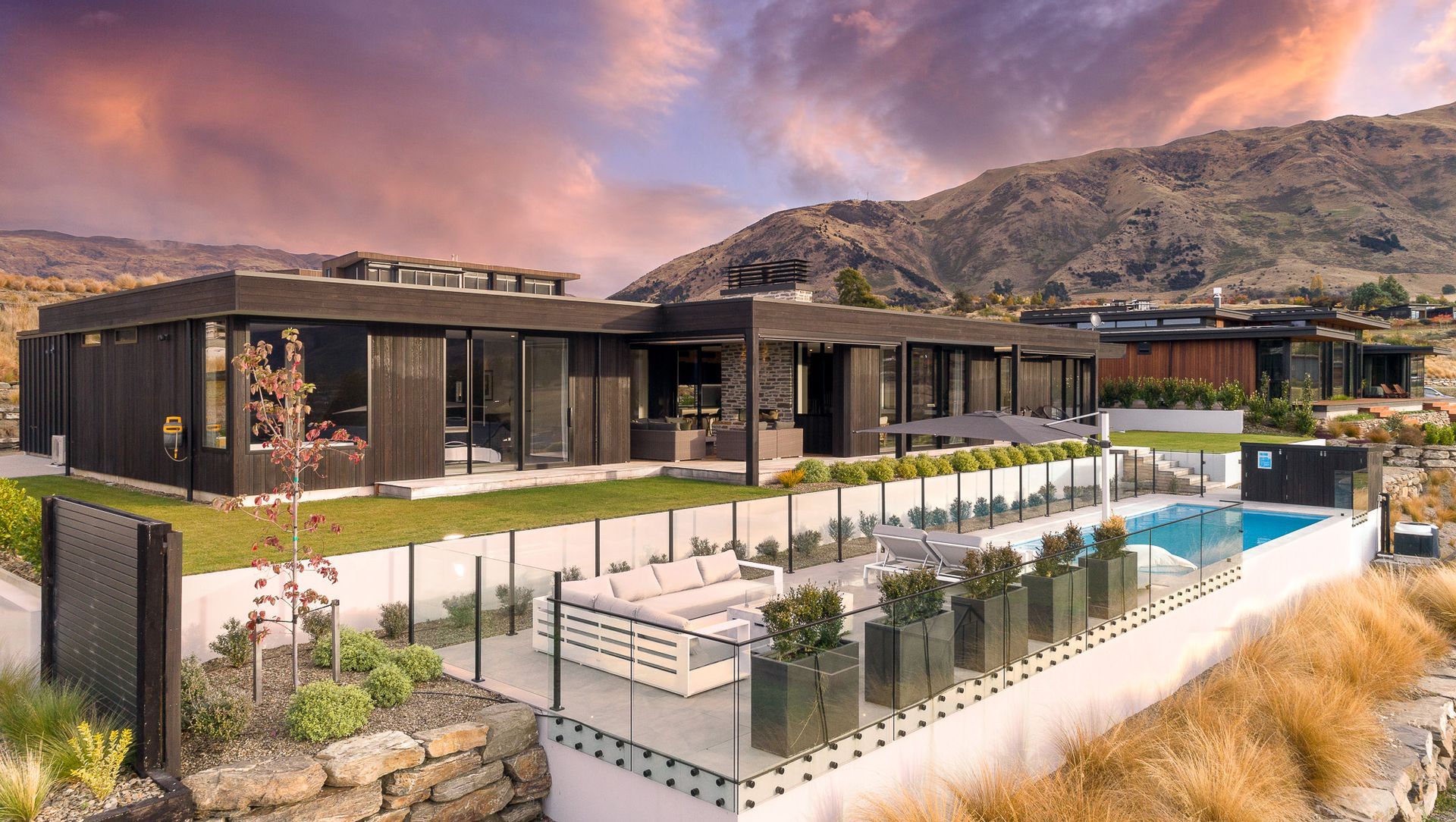 Pearl Lane Project banner