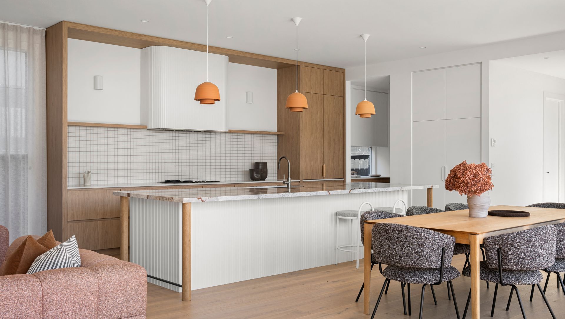 Charles Street. A Stunning New Contemporary Home banner