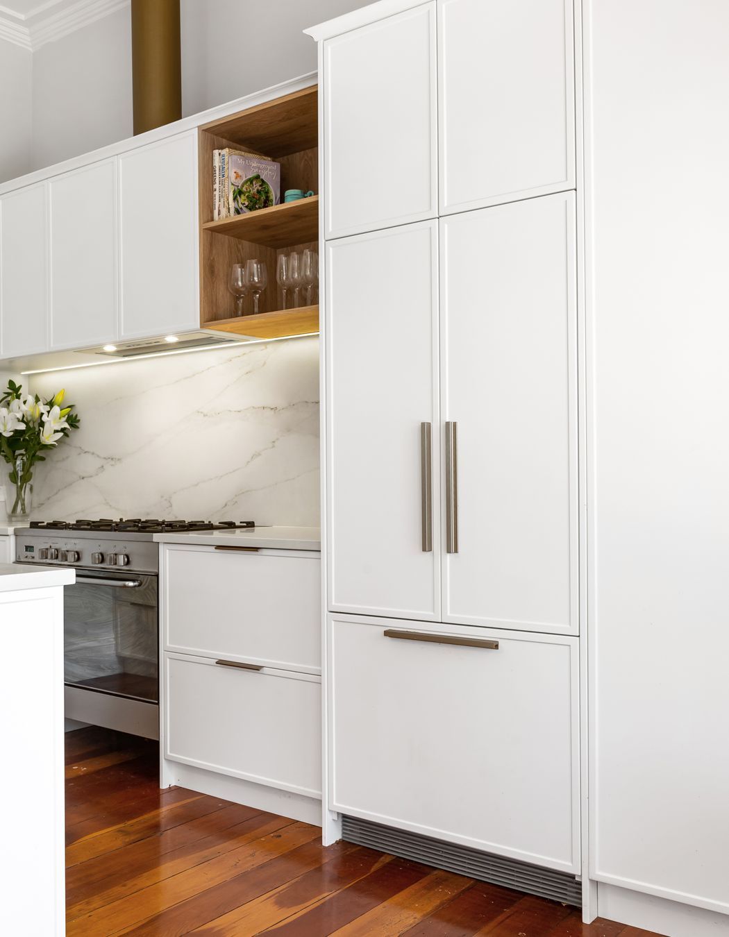 Dezignatek Ecru Matt in Berlin Profile. Design by Ring Design Studio.