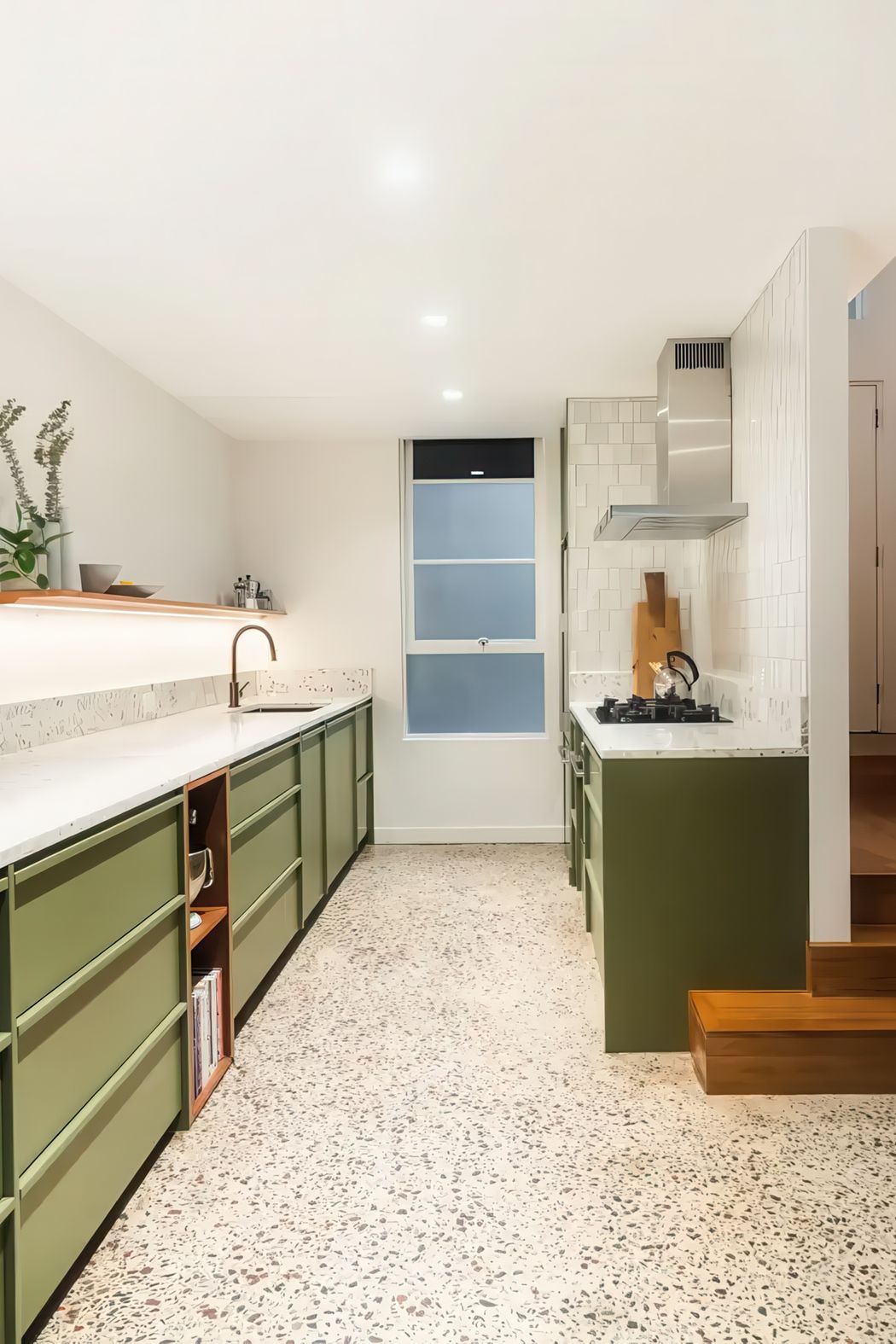 FOUND-Kitchens-Galley-kitchen-to-window-1-gigapixel-low-resolution-v2-2x-v4.jpeg