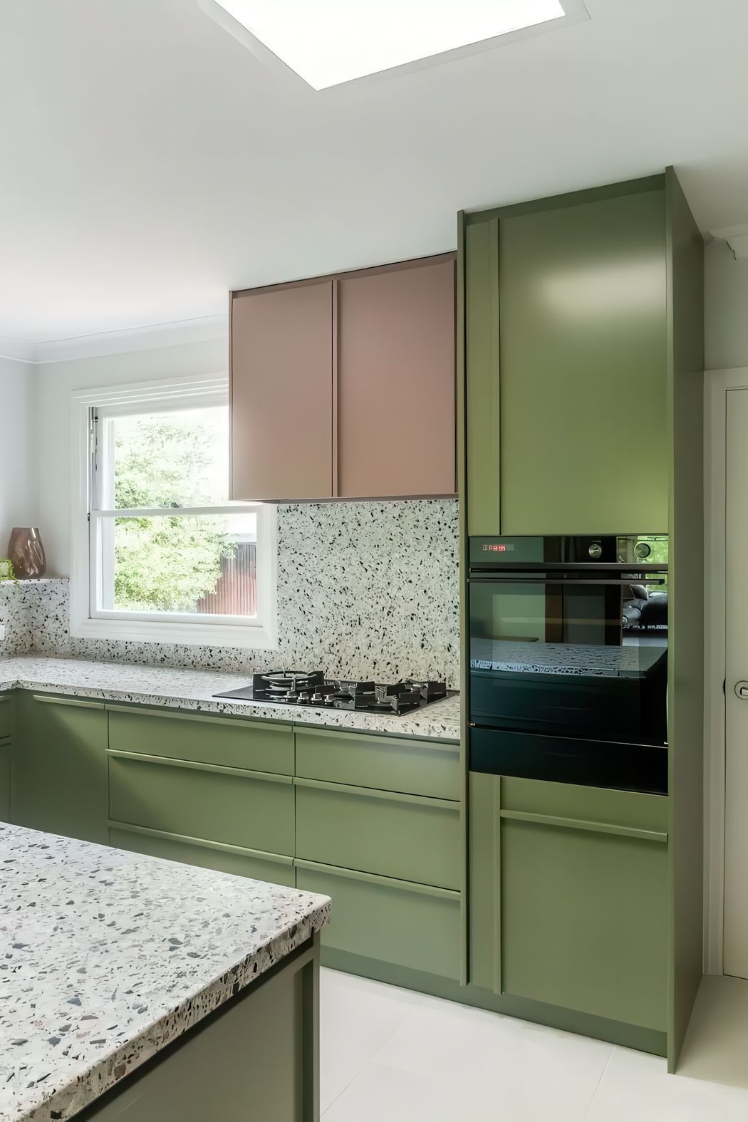FOUND-Kitchens-Oven-tower-cooktop-terrazzo-splash-768x1024jpg-gigapixel-low-resolution-v2-25x.jpeg