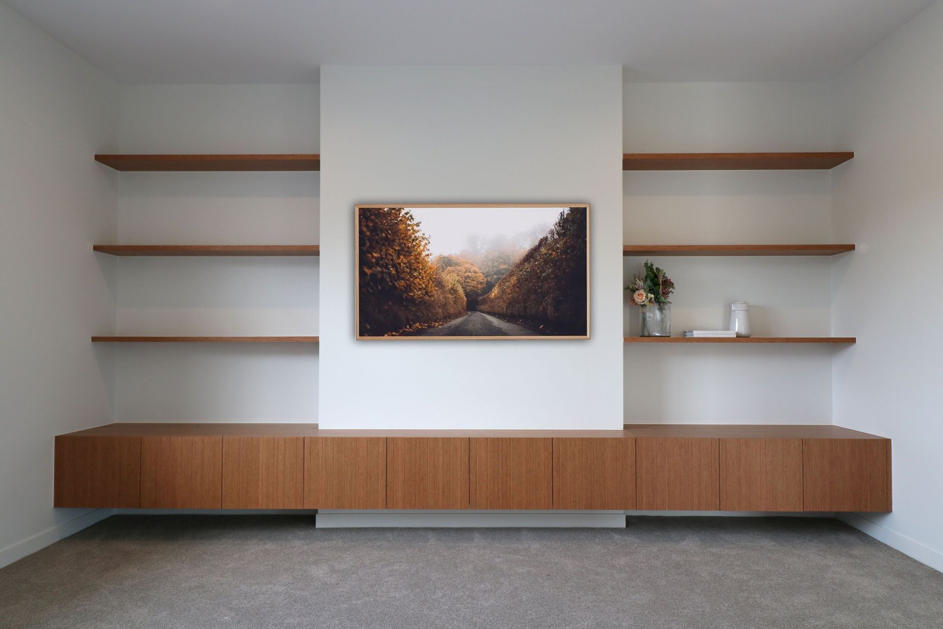 Profiled Doors and Feature Island Seating