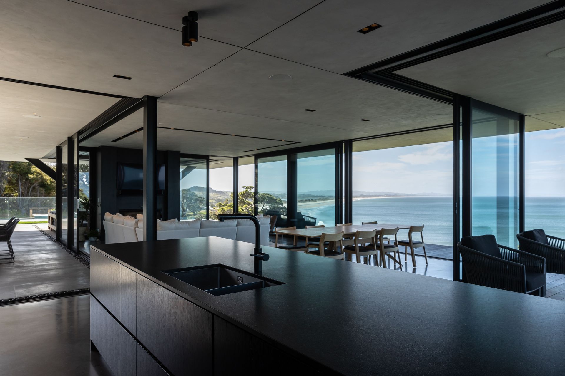 Waipu cliff house