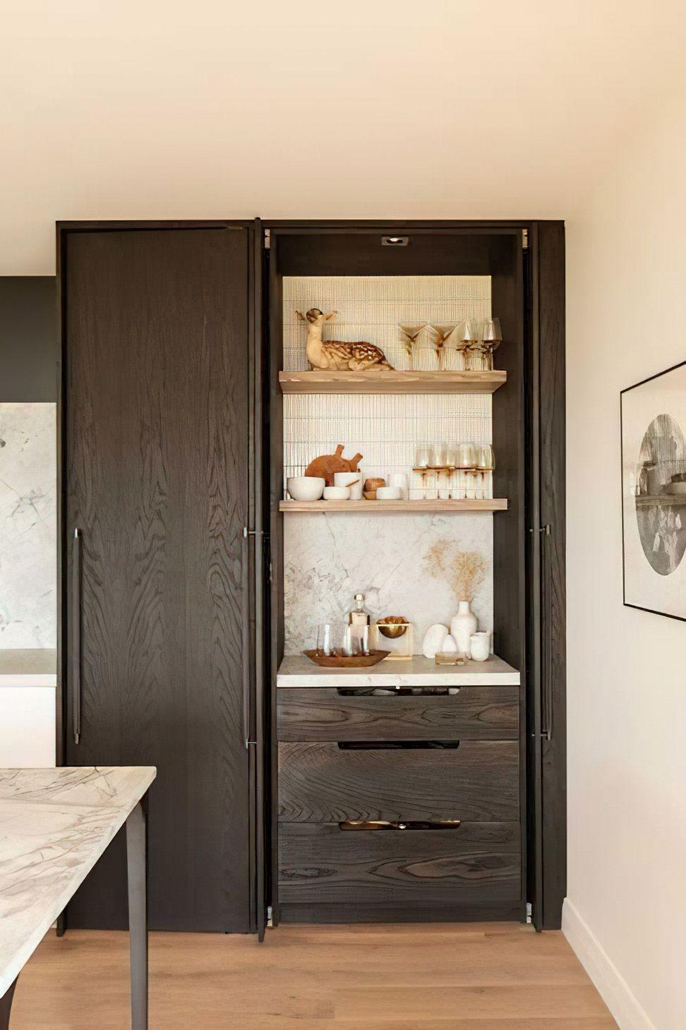 Kitchen &amp; Bar Suede + Stone Showroom 2021