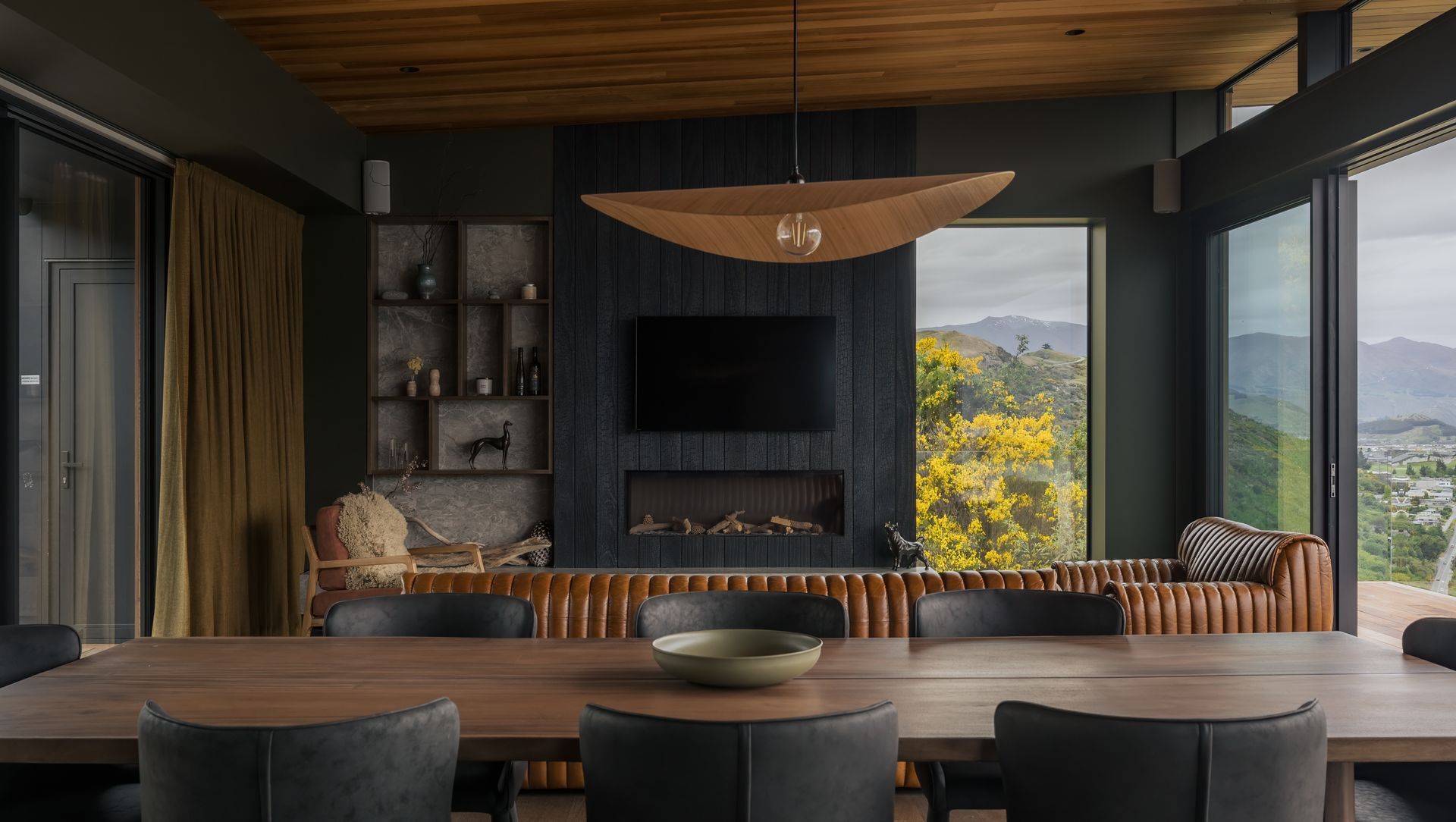 Luxury Apartment - Queenstown banner