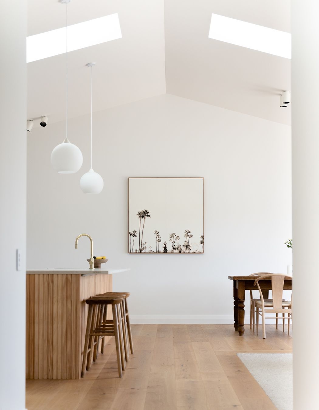 Modern Barn Living by Wilco Projects