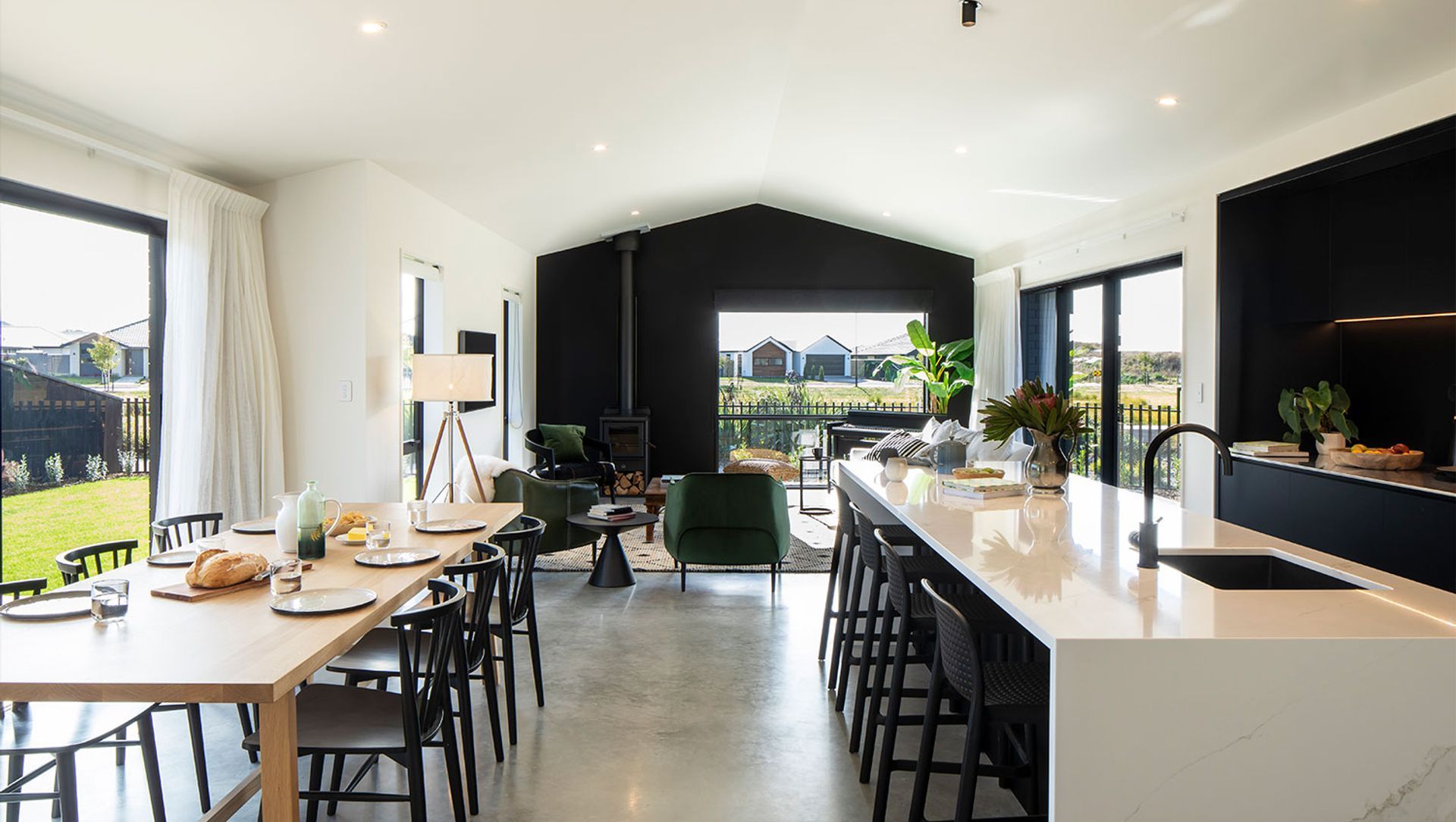 Marvelous in Miln  banner