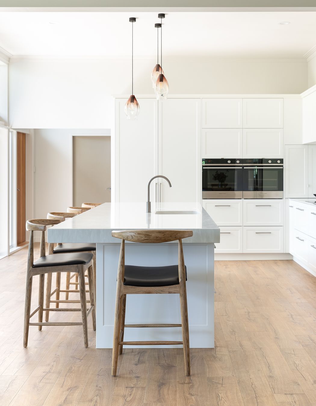 Dezignatek Thermoform Ronda profile in White Satin, Designed by Annika Rowson, Rowson Kitchens