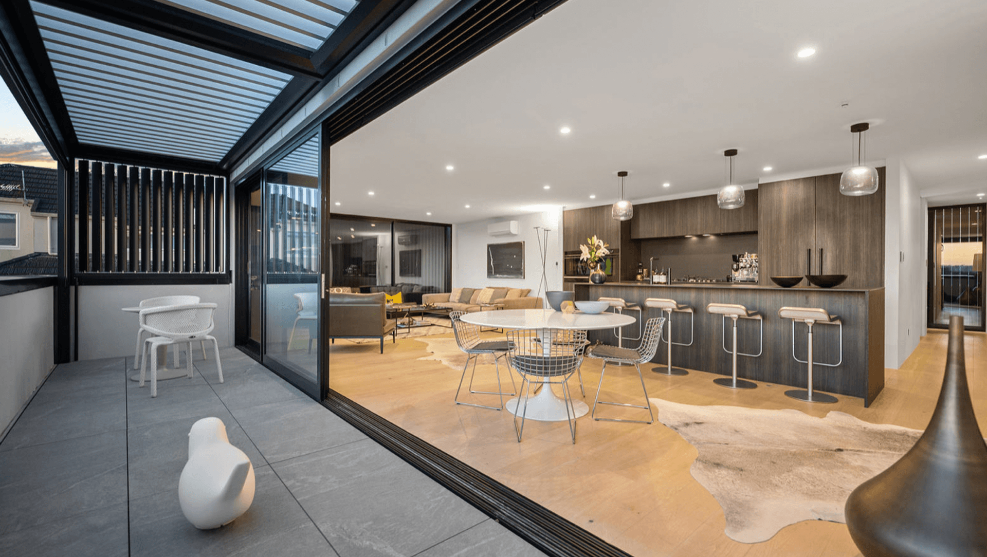 Hurstmere Road, Milford, Auckland banner