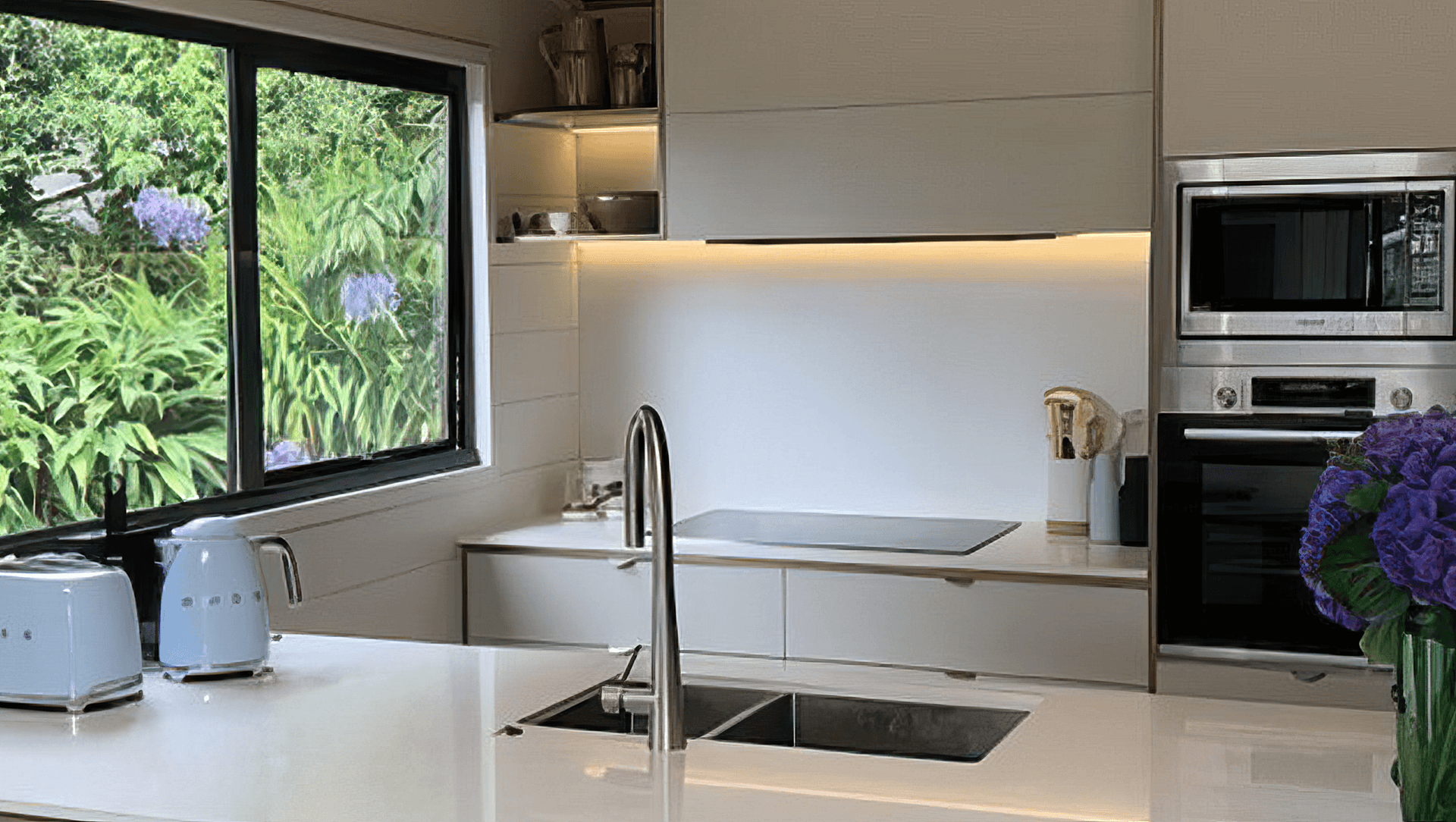 Pauanui Beach House banner