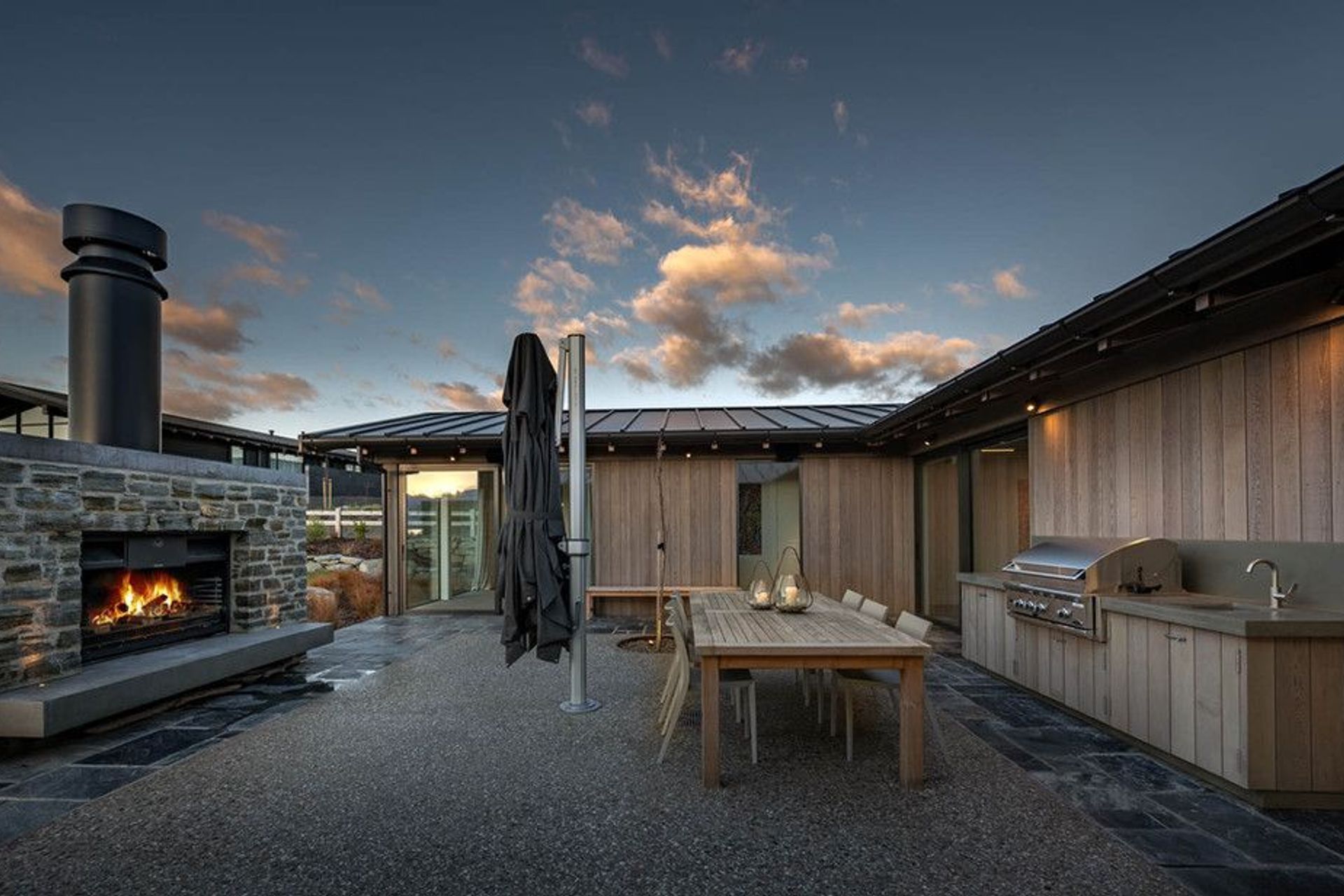 Aubrey Road, lakeside house.