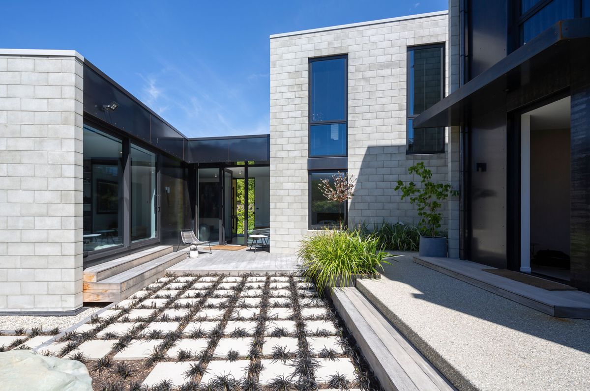 Ivy Box Residential & Art Gallery