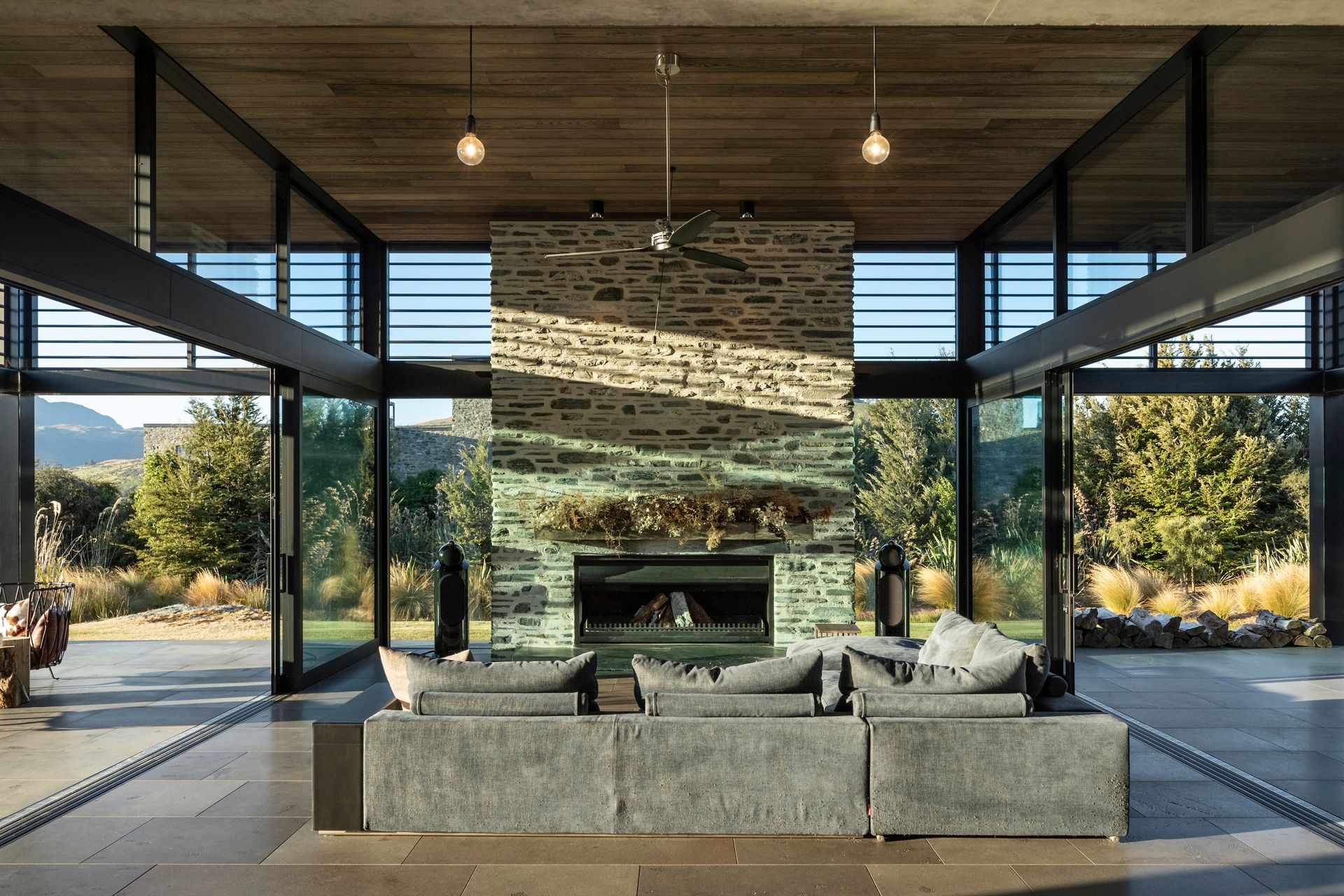 4852-Jacks-Retreat-Whitaker-Architects-Devitt-32-ap-compressed.jpg