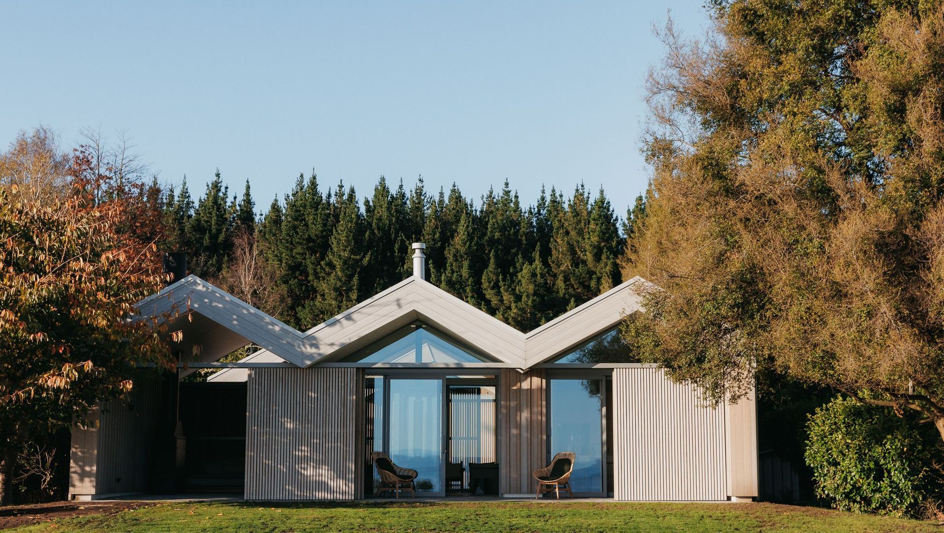 Lake Taupo House banner