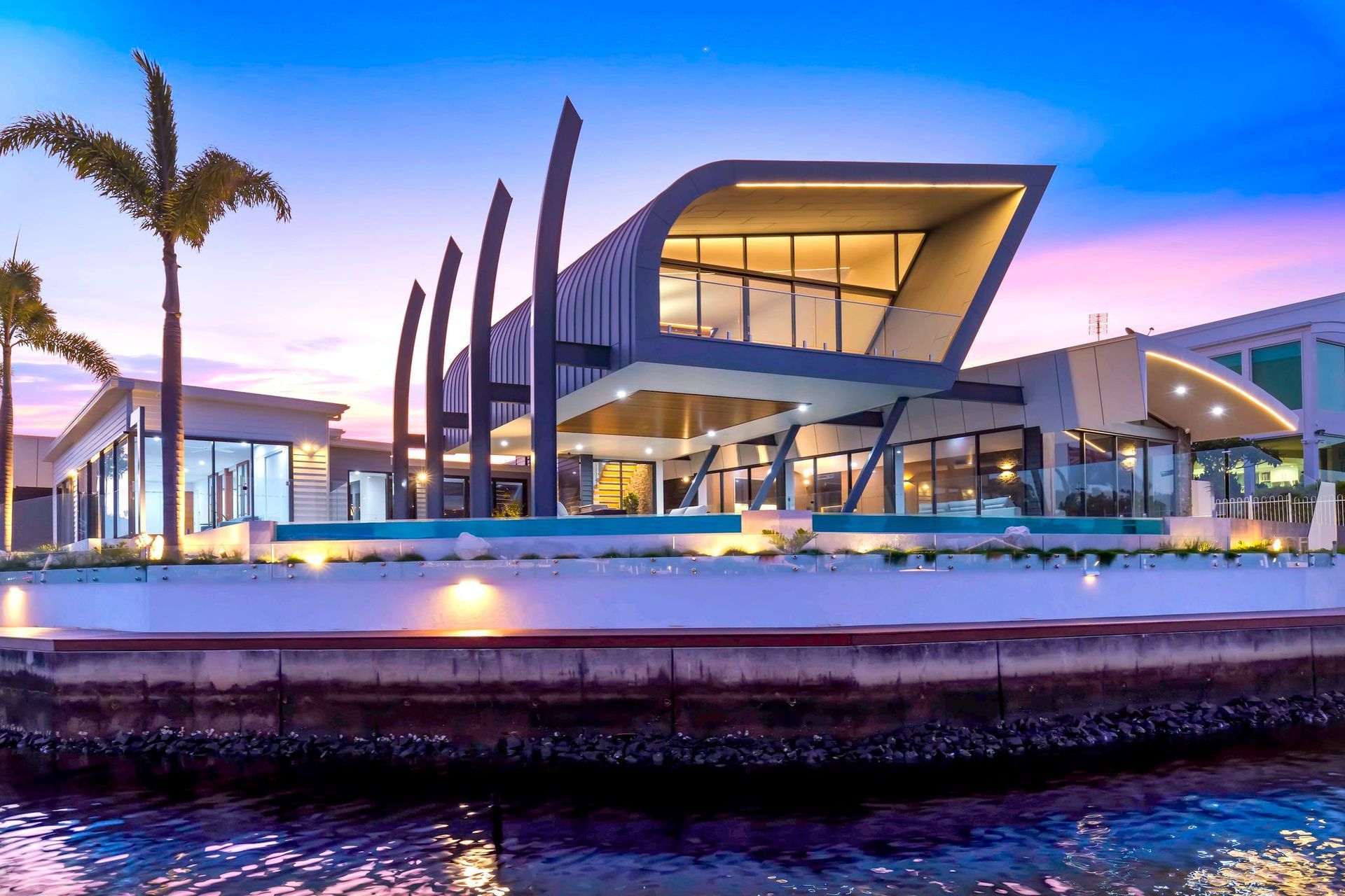 The pod Pelican Waters