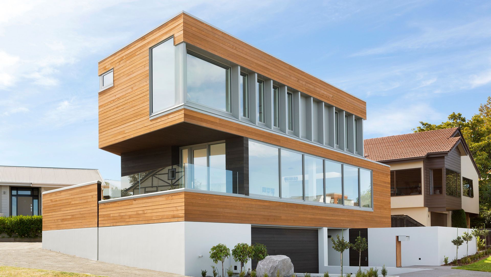 Lake Front Home banner