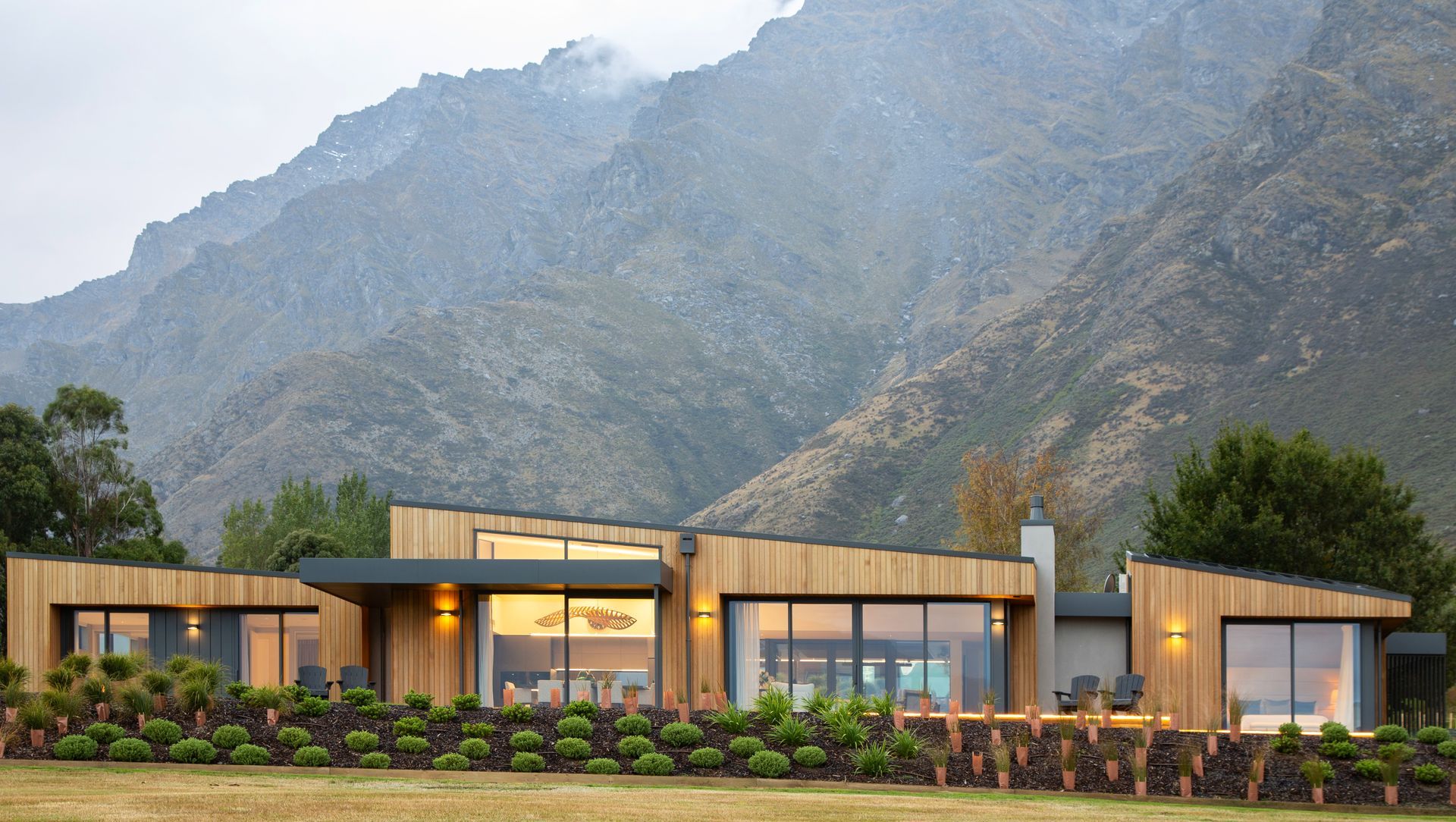 Lake View Living banner