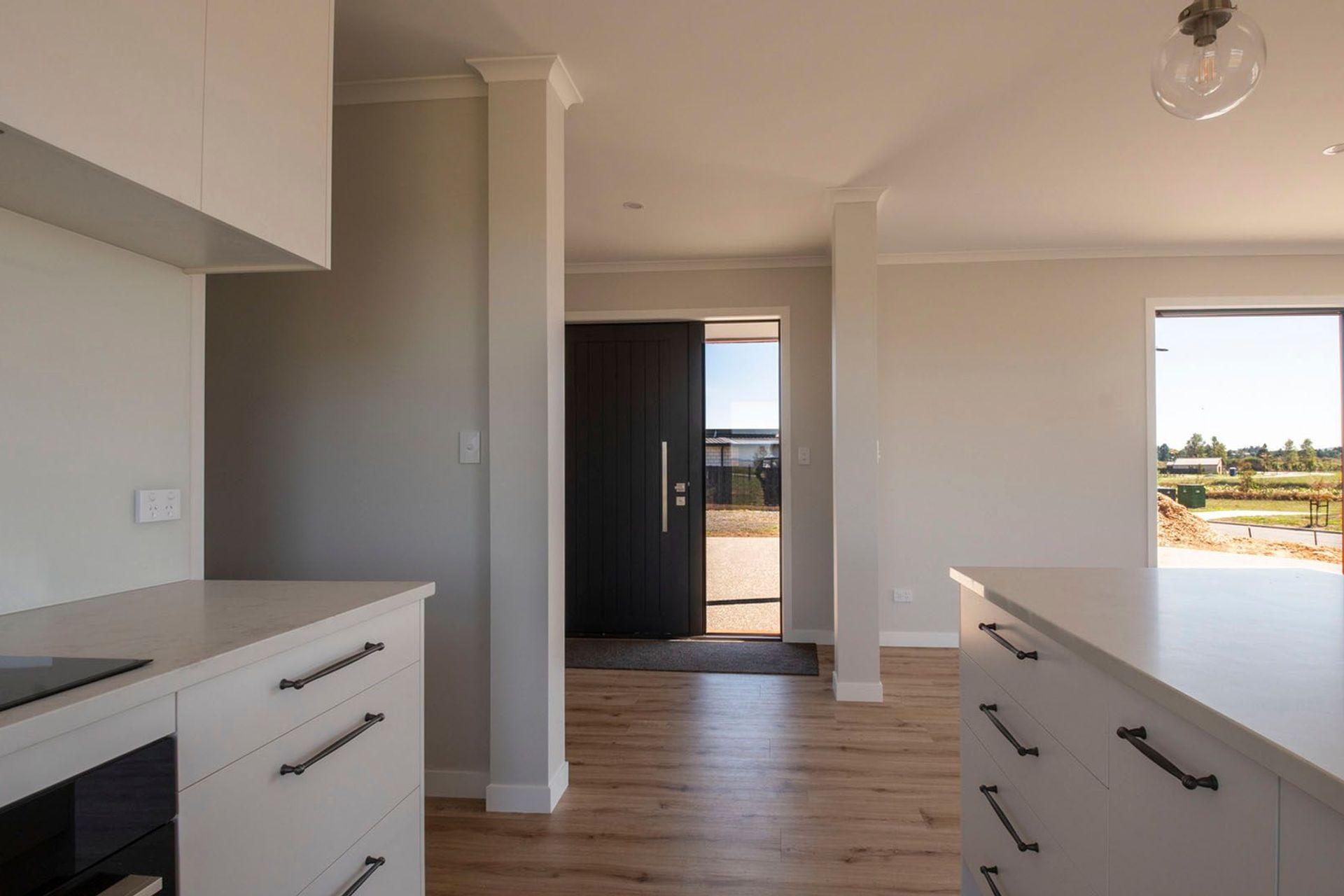 Lakeside, 45 Whites Way - Invest