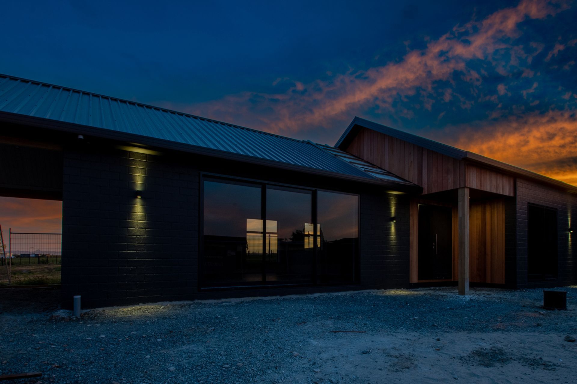 Lakeside, 45 Whites Way - Invest