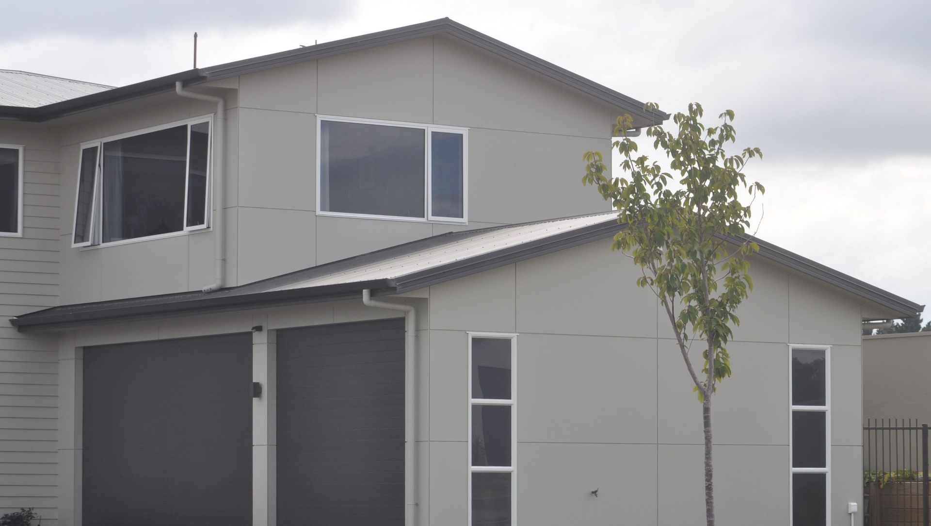 Lake Views Taupo banner