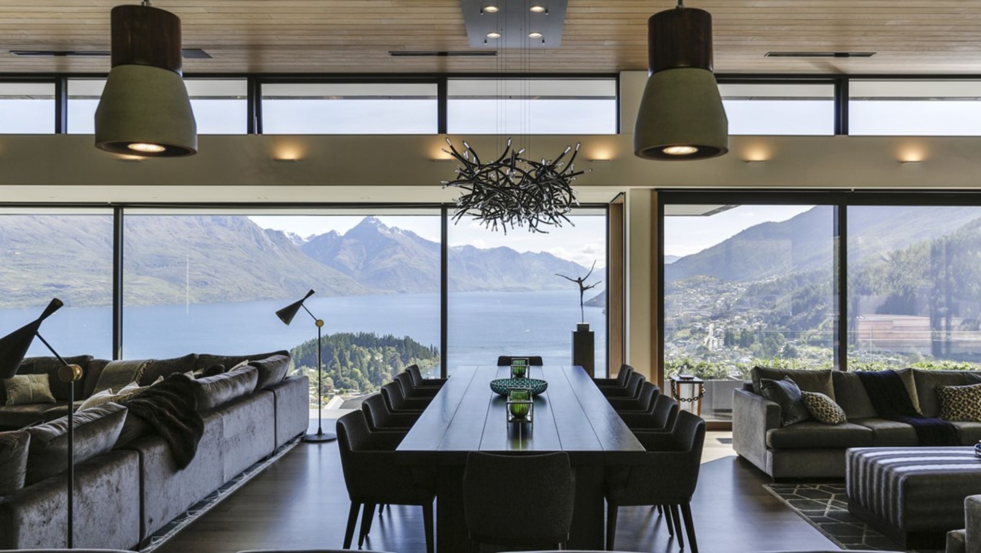 Queenstown Getaway banner