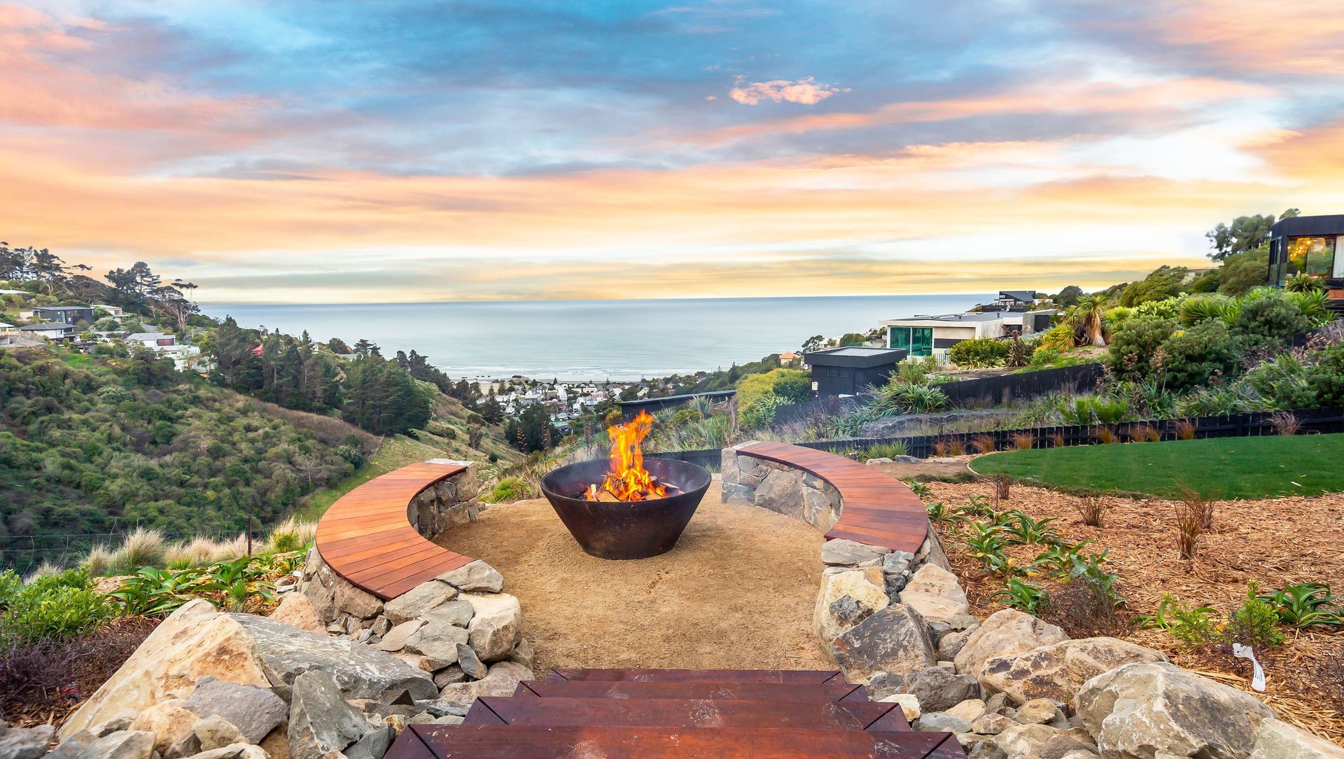 Richmond Hill Residence banner