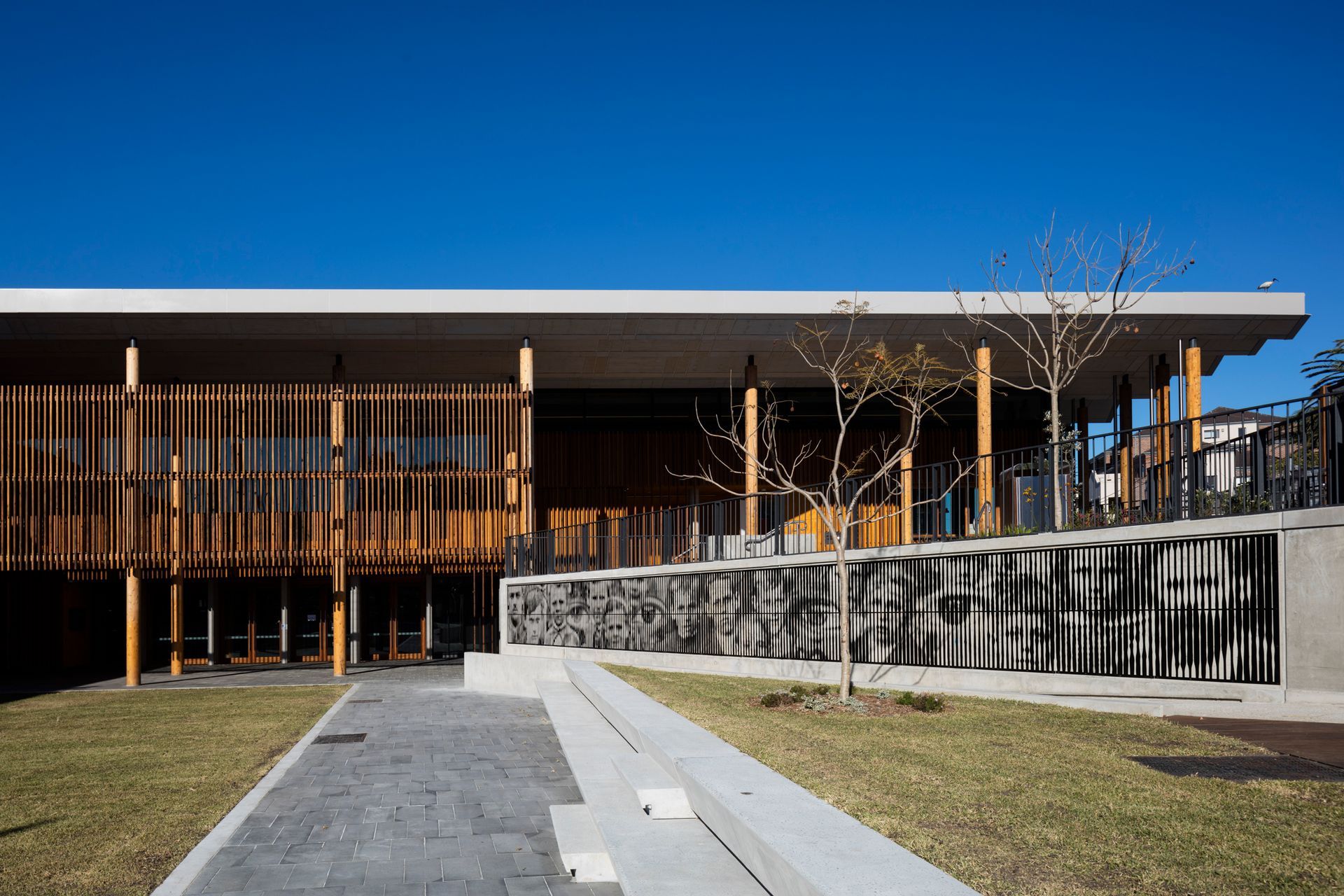 Photography: John Gollings, Brett Boardman, Tom Roe