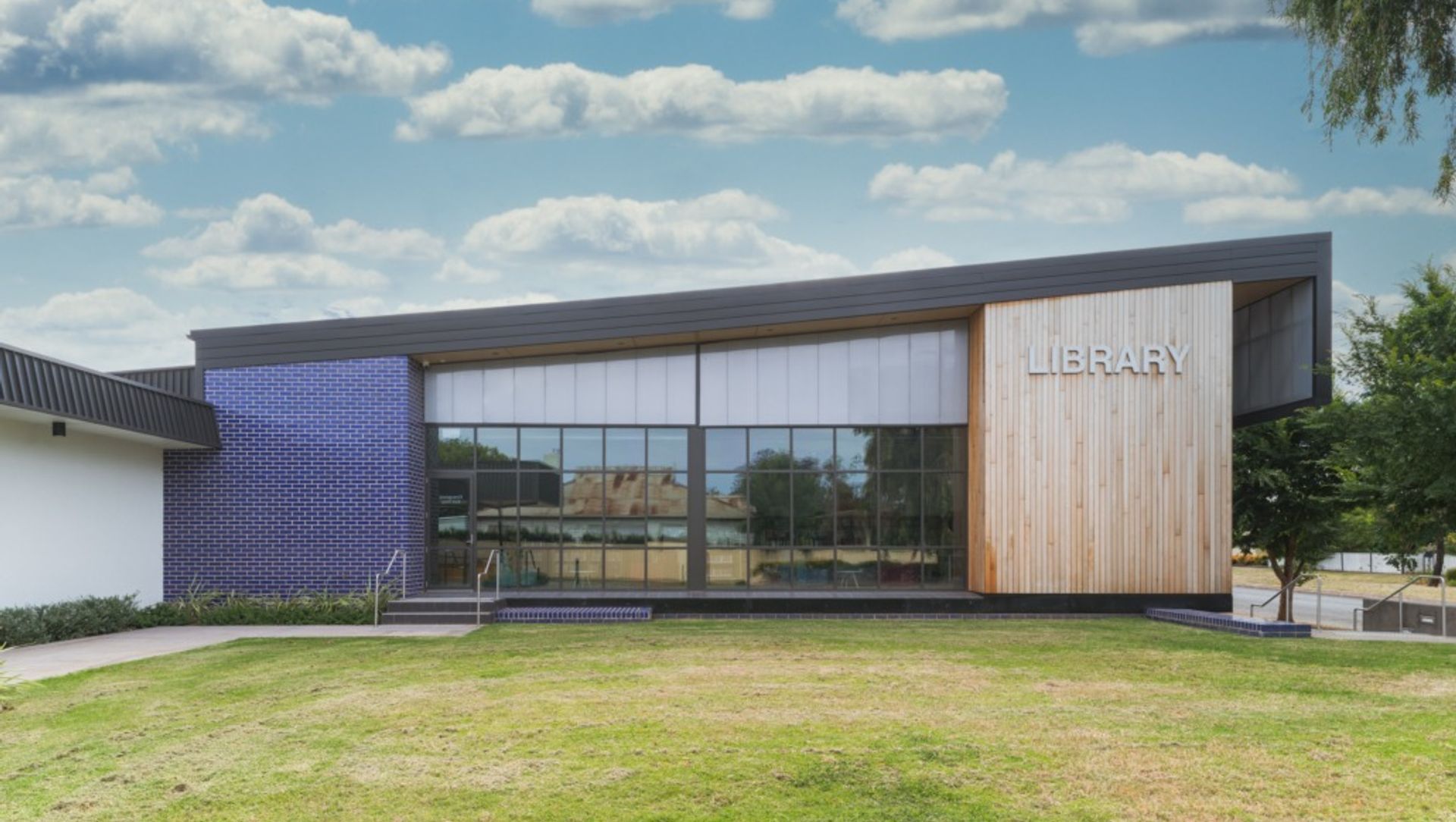 Tatura Library banner