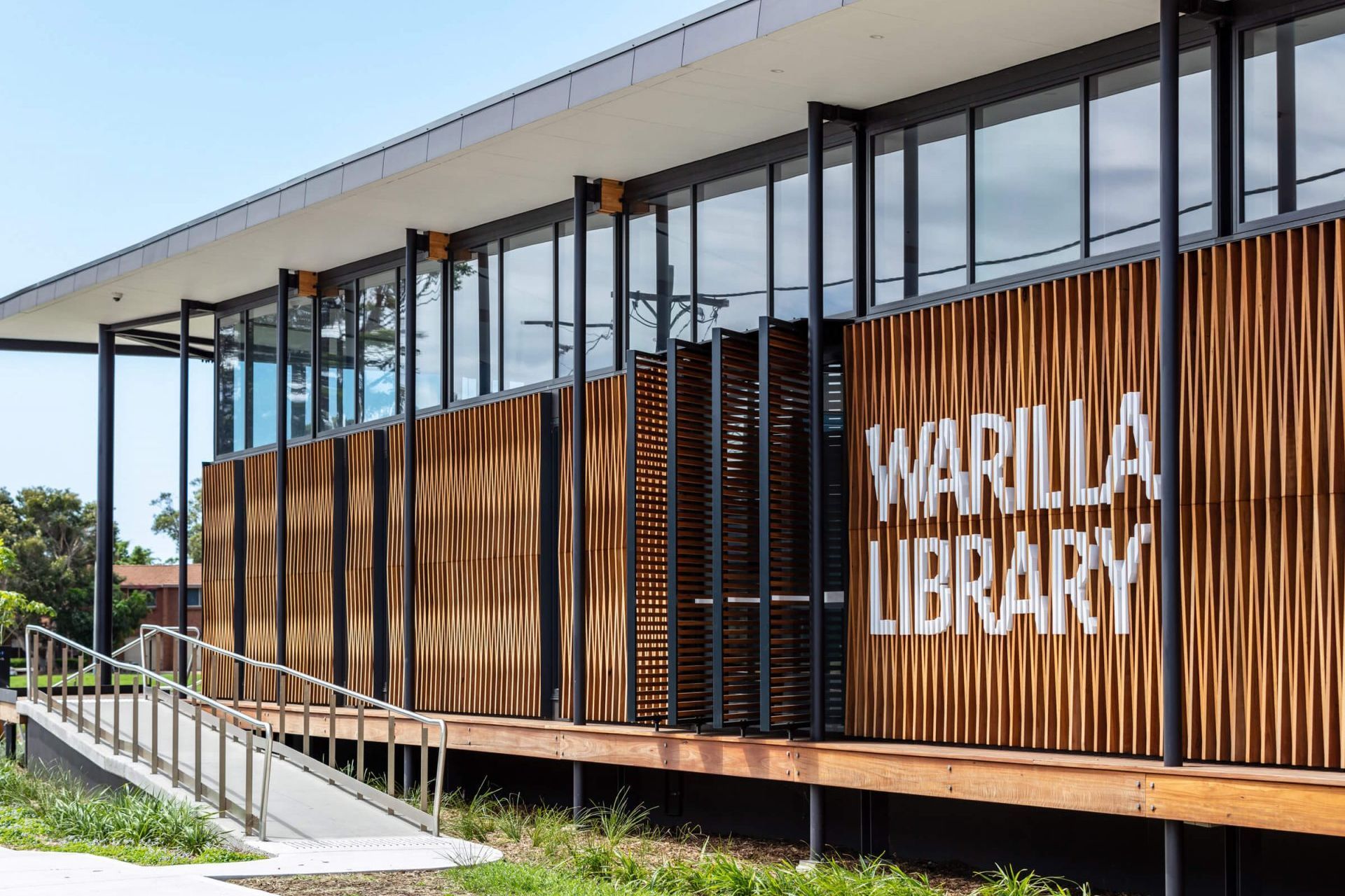 Warilla Library