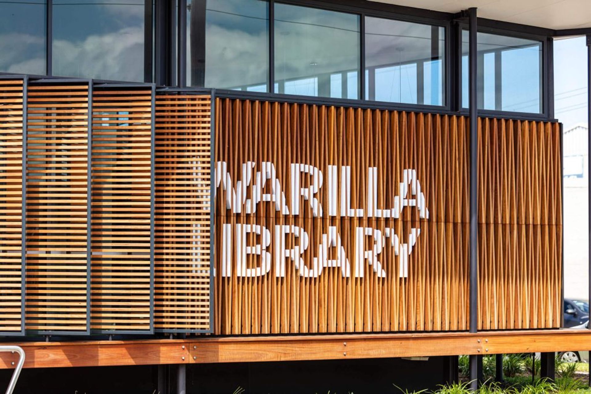 Warilla Library