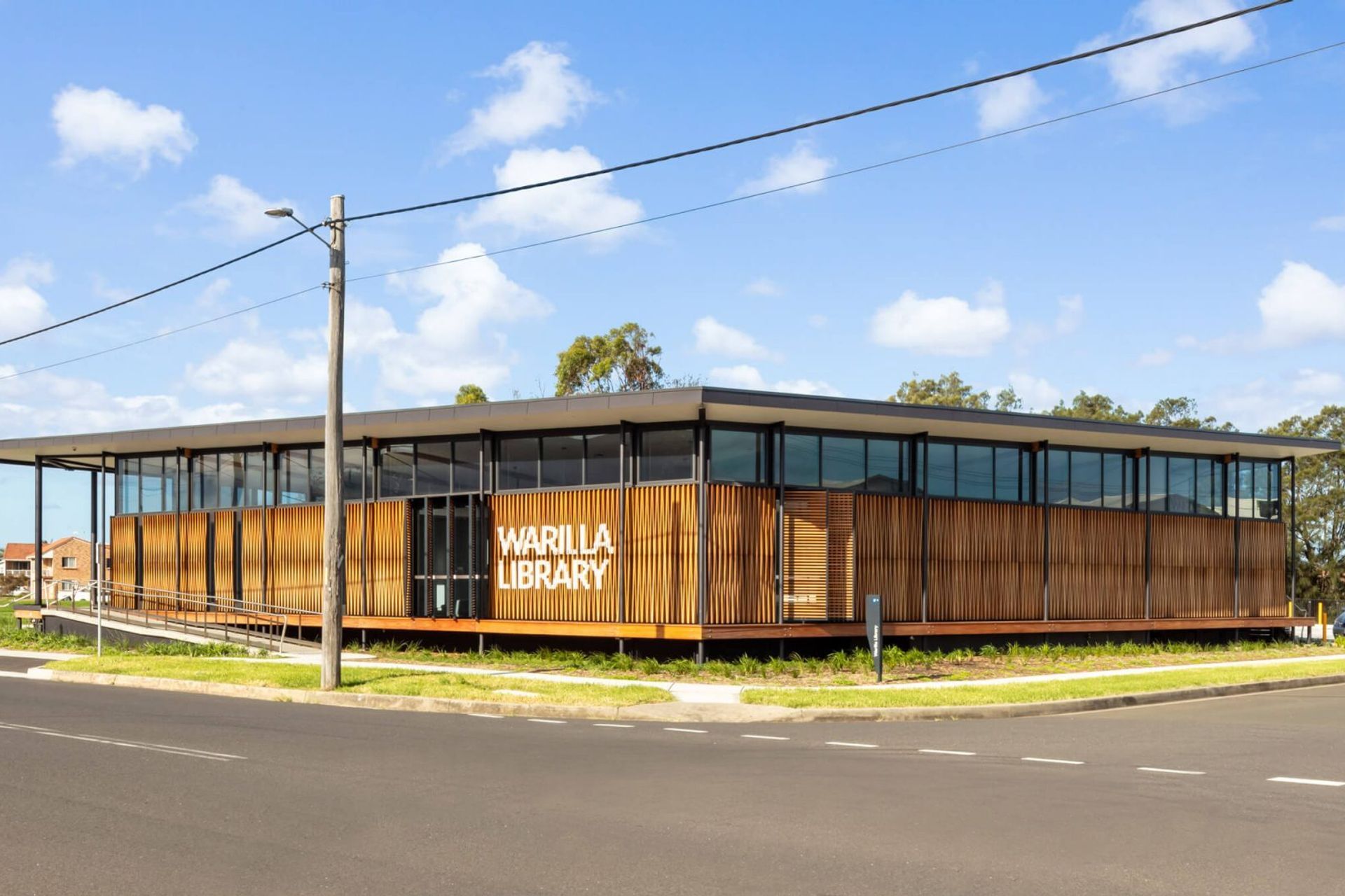 Warilla Library