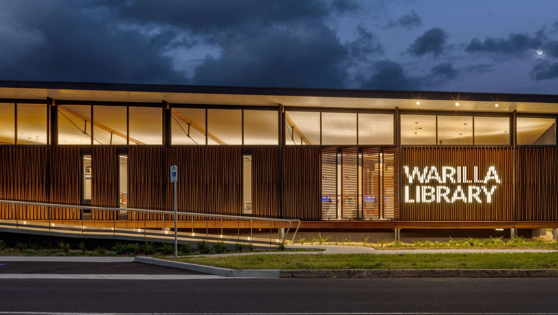Warilla Library banner