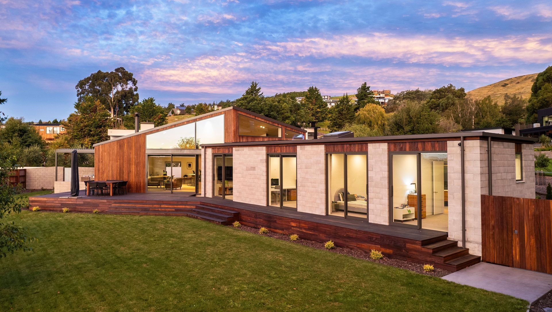 Stoneridge downs banner