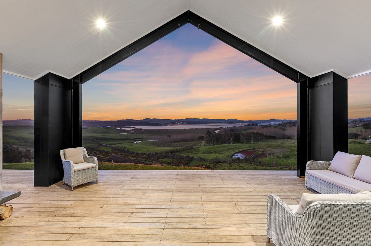 Sweeping Views across the Whangarei Harbour