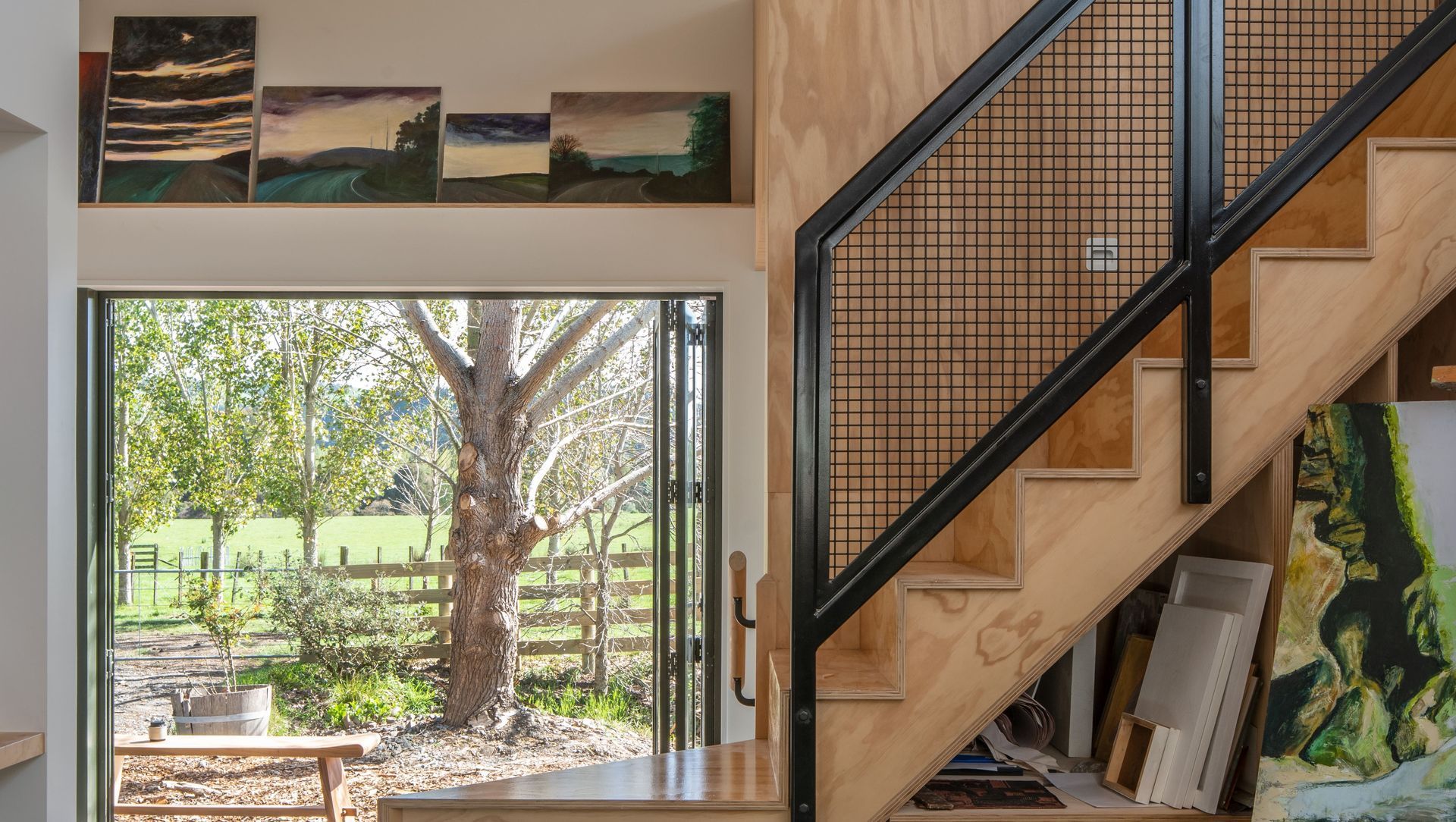 Ponatahi artists studio banner