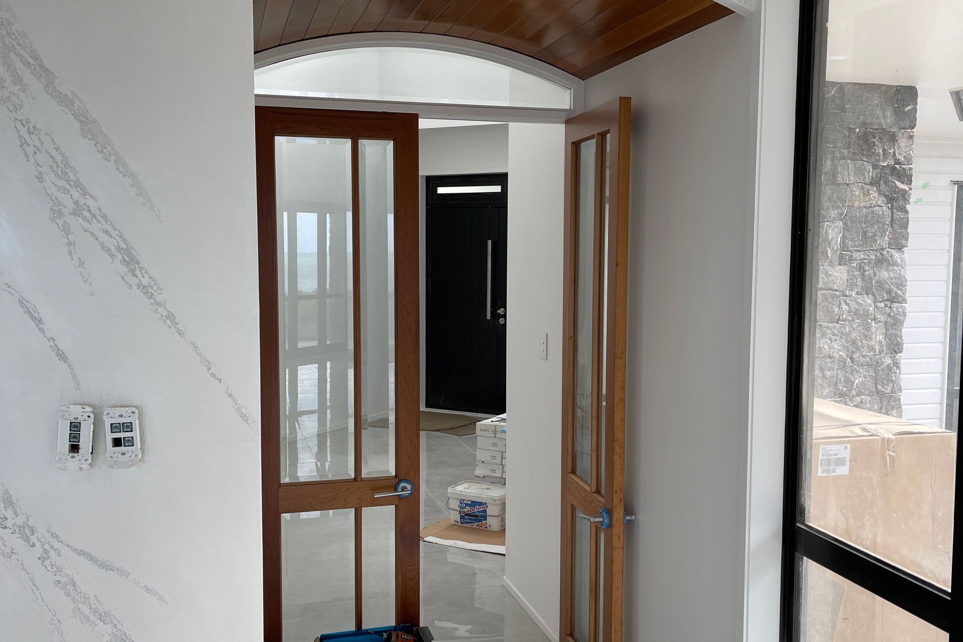 Curved Wall, Split Stone