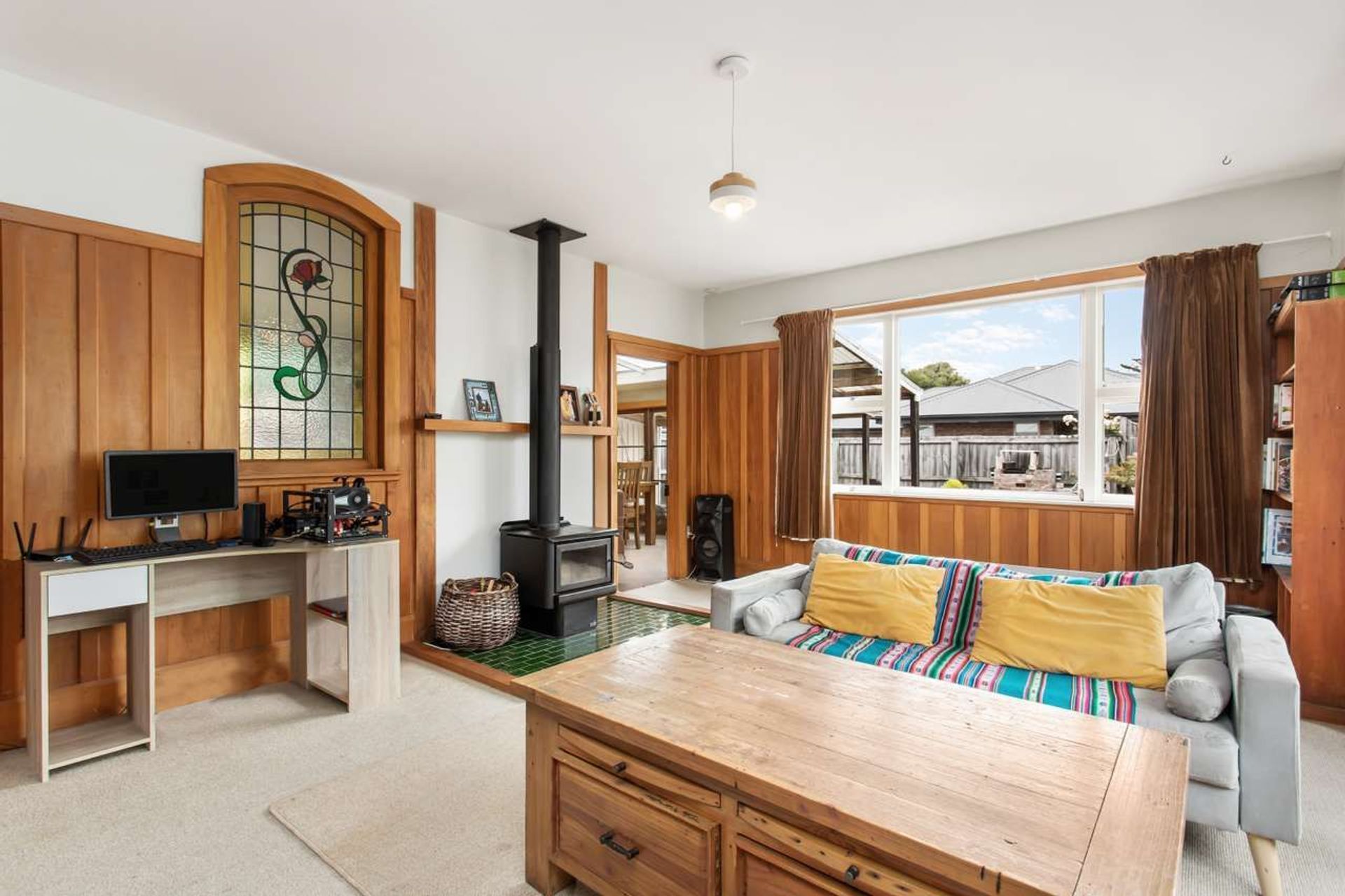 Masport R3000 Ped. Photo Credit: Ray White