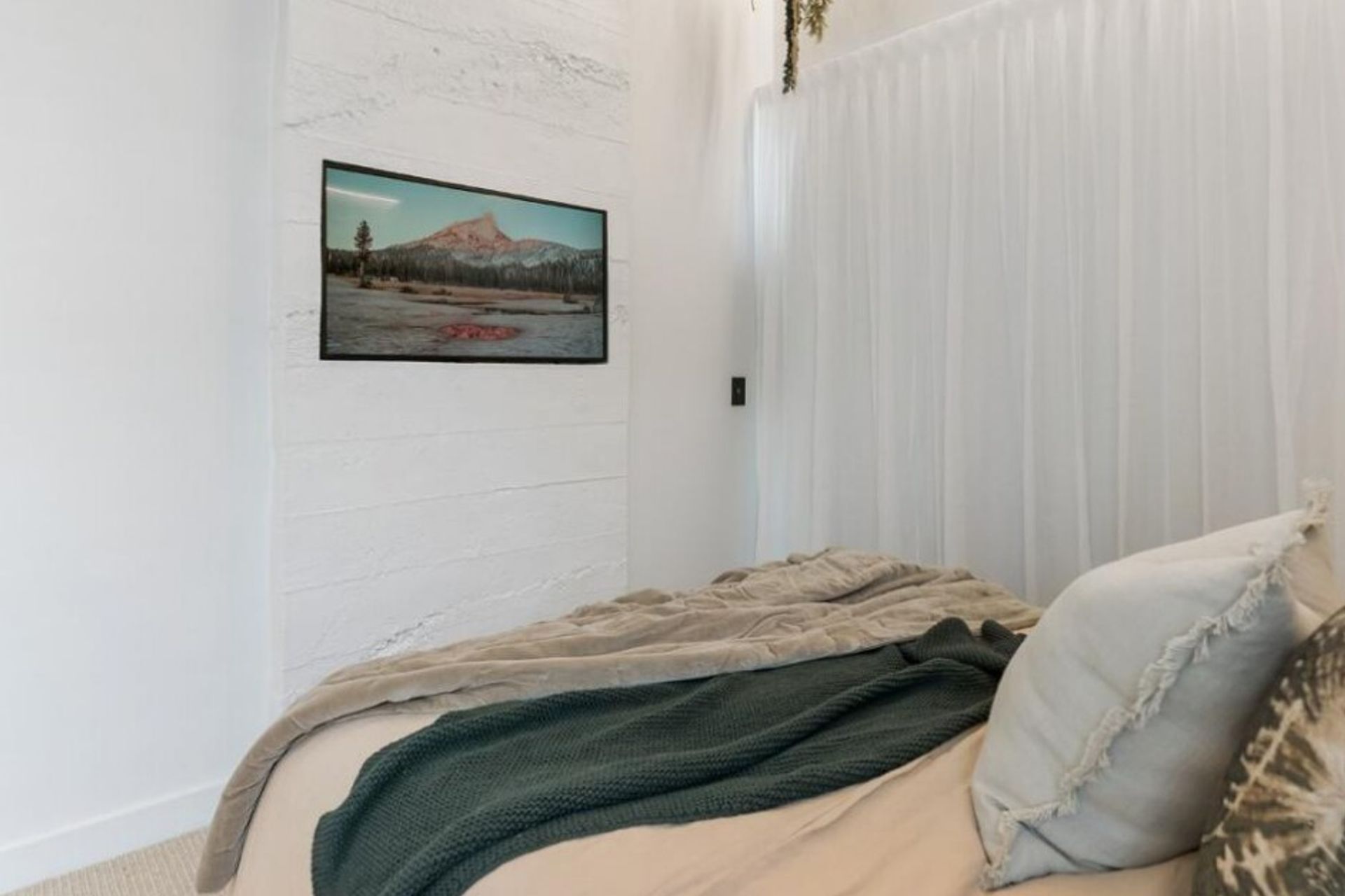 The Block NZ, Point Chevalier