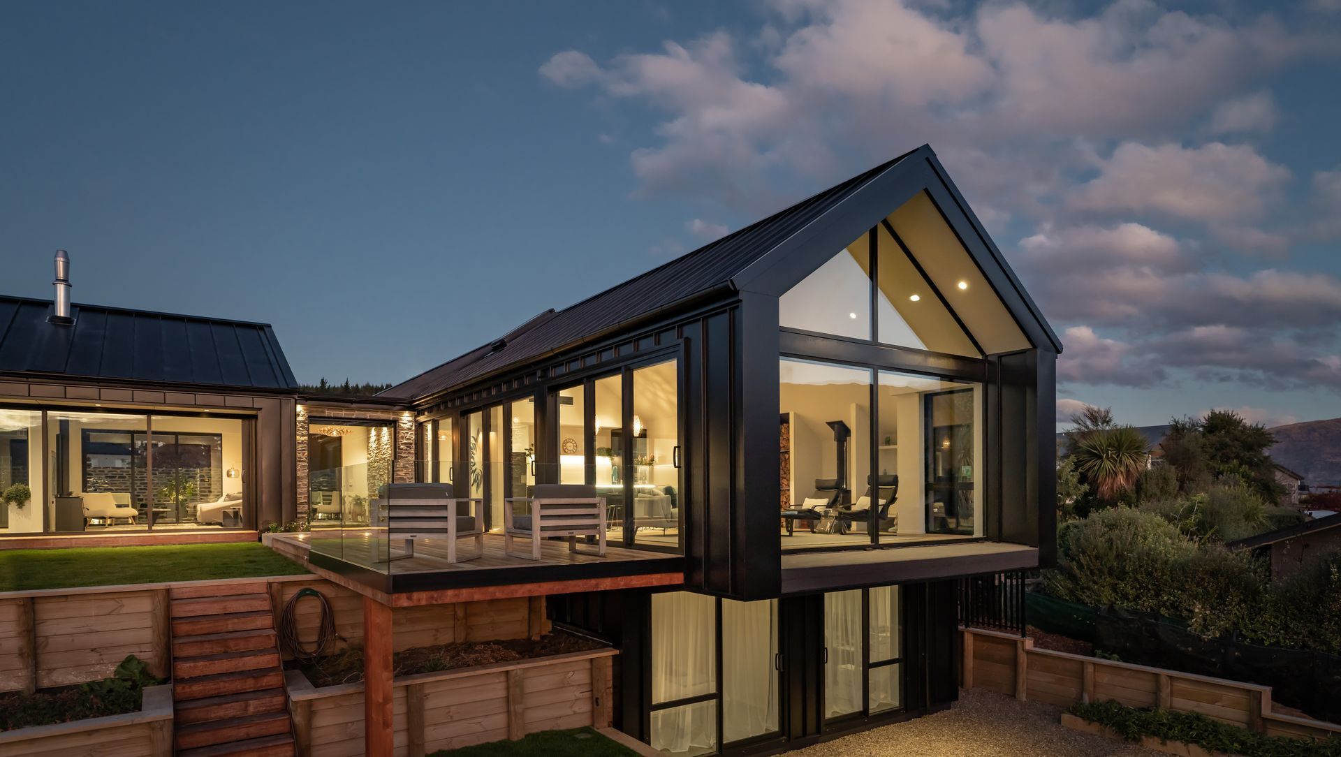 Penninsula Bay Build banner