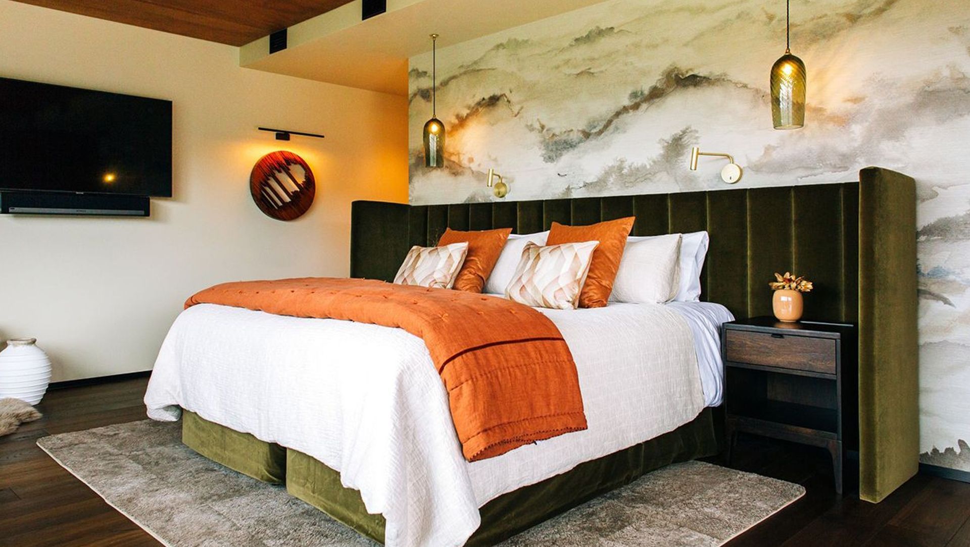 Stonefly Lodge - Falcon Brae Villa banner