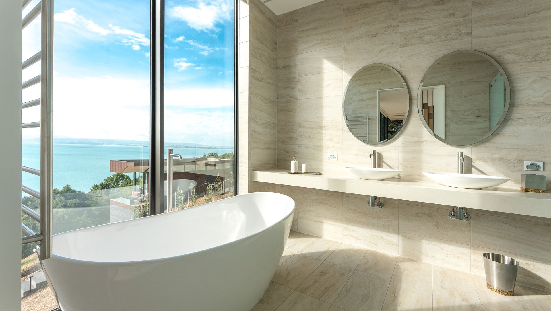 Omana Luxury Villa (Waiheke Is) banner