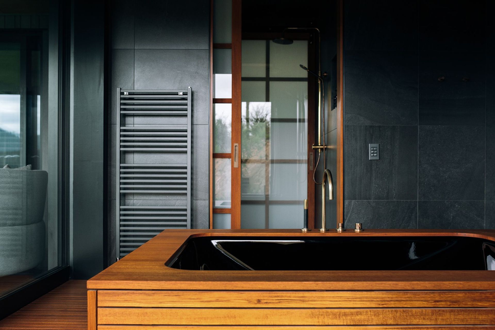 Stonefly Lodge - Falcon Brae Villa